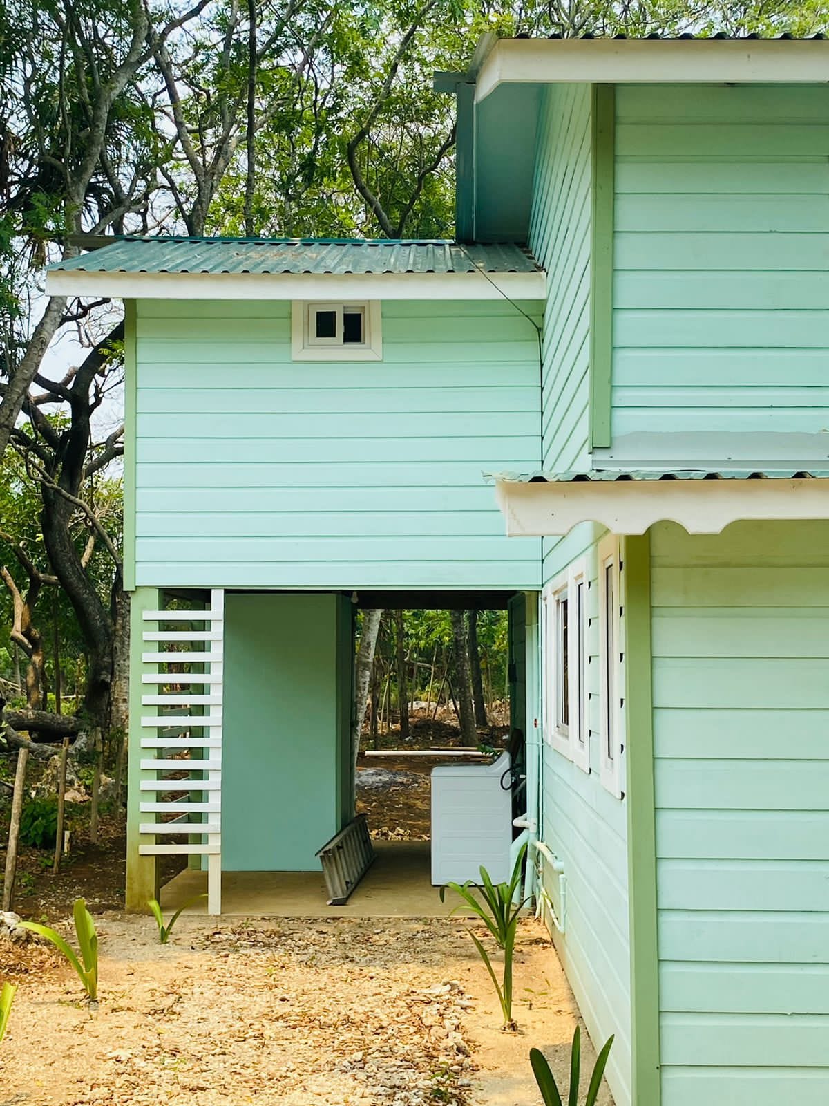 BEAUTIFUL HOME FOR SALE IN PUMPKIN HILL UTILA BAY ISLANDS OF HONDURAS - Plano 3