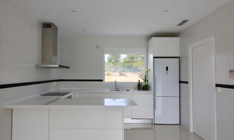 Villa en Pinoso Alicante - Imagen ampliada 1