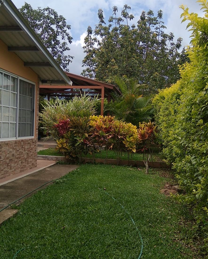 Se vende casa en Residencial Terrabella Zamorano - Imagen ampliada 4