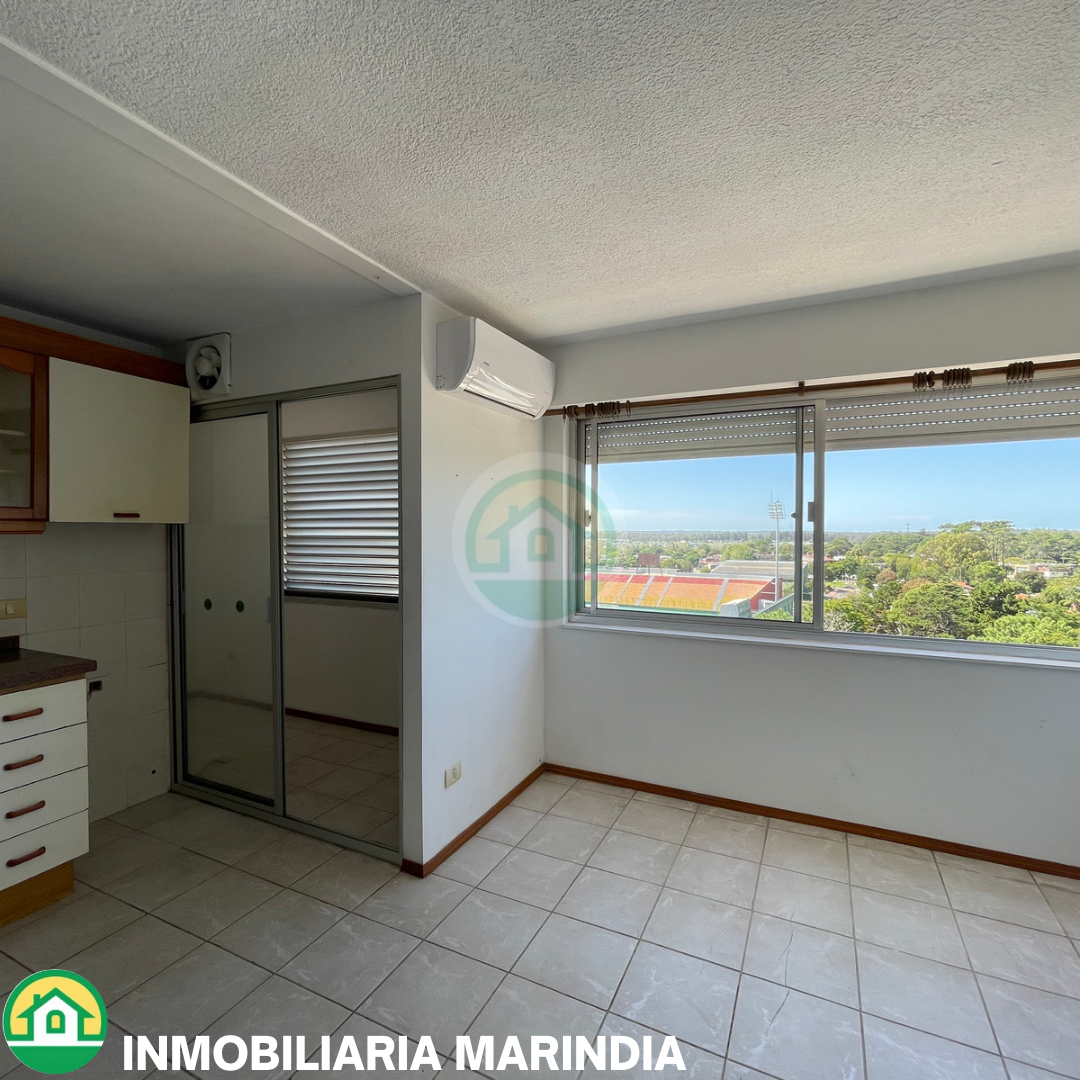 VENDO APARTAMENTO 2 DORMITORIOS EN MALDONADO - Imagen ampliada 1