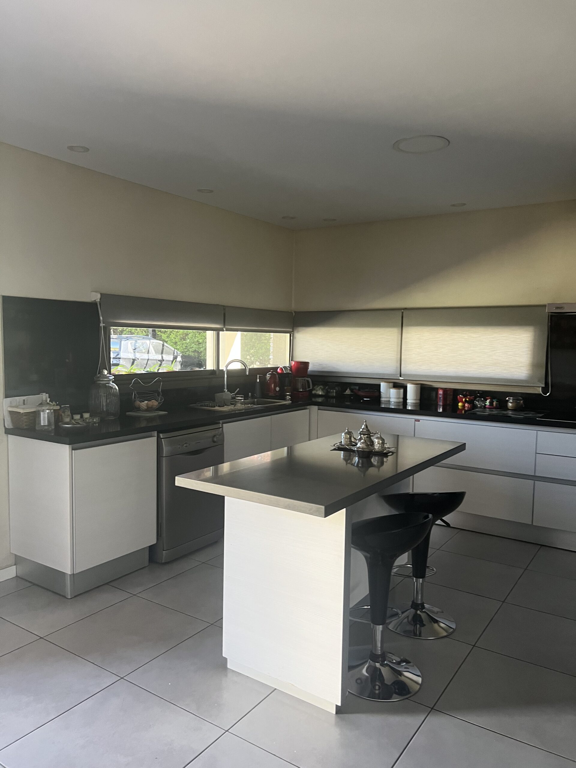 VENDO Bella casa Barrio Privado Las Praderas Tunuyan 2010m2 aprox lote y 400m2 cubiertos - Imagen ampliada 7