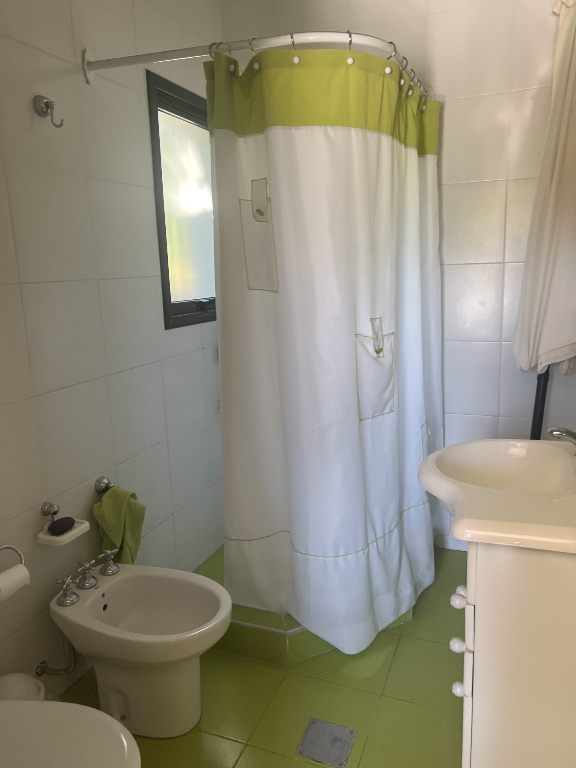 VENDO Bella casa Barrio Privado Las Praderas Tunuyan 2010m2 aprox lote y 400m2 cubiertos - Imagen ampliada 30