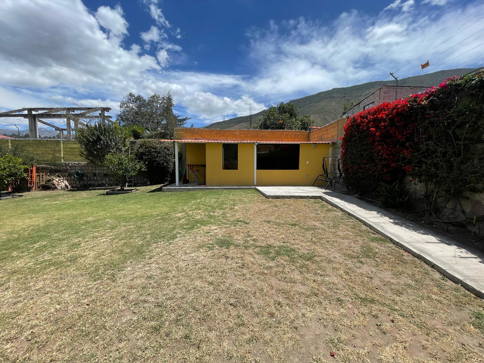 EN VENTA CASA MODERNA DE 2 PISOS  EN ECUADOR SECTOR POMASQUI - Imagen ampliada 14