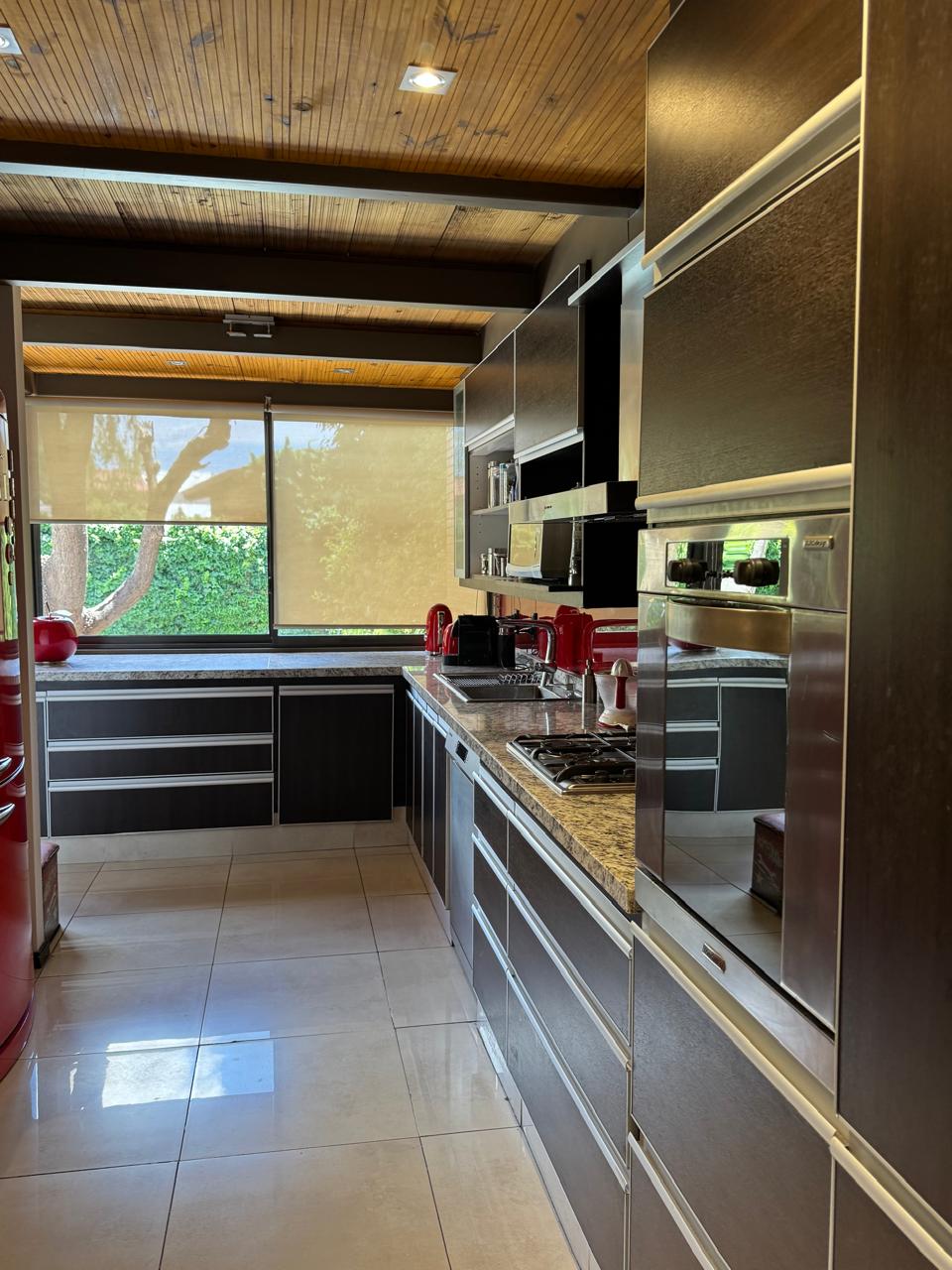 VENDO Casa 5ta seccion Mendoza Argentina  Moderna construccion - Imagen ampliada 8