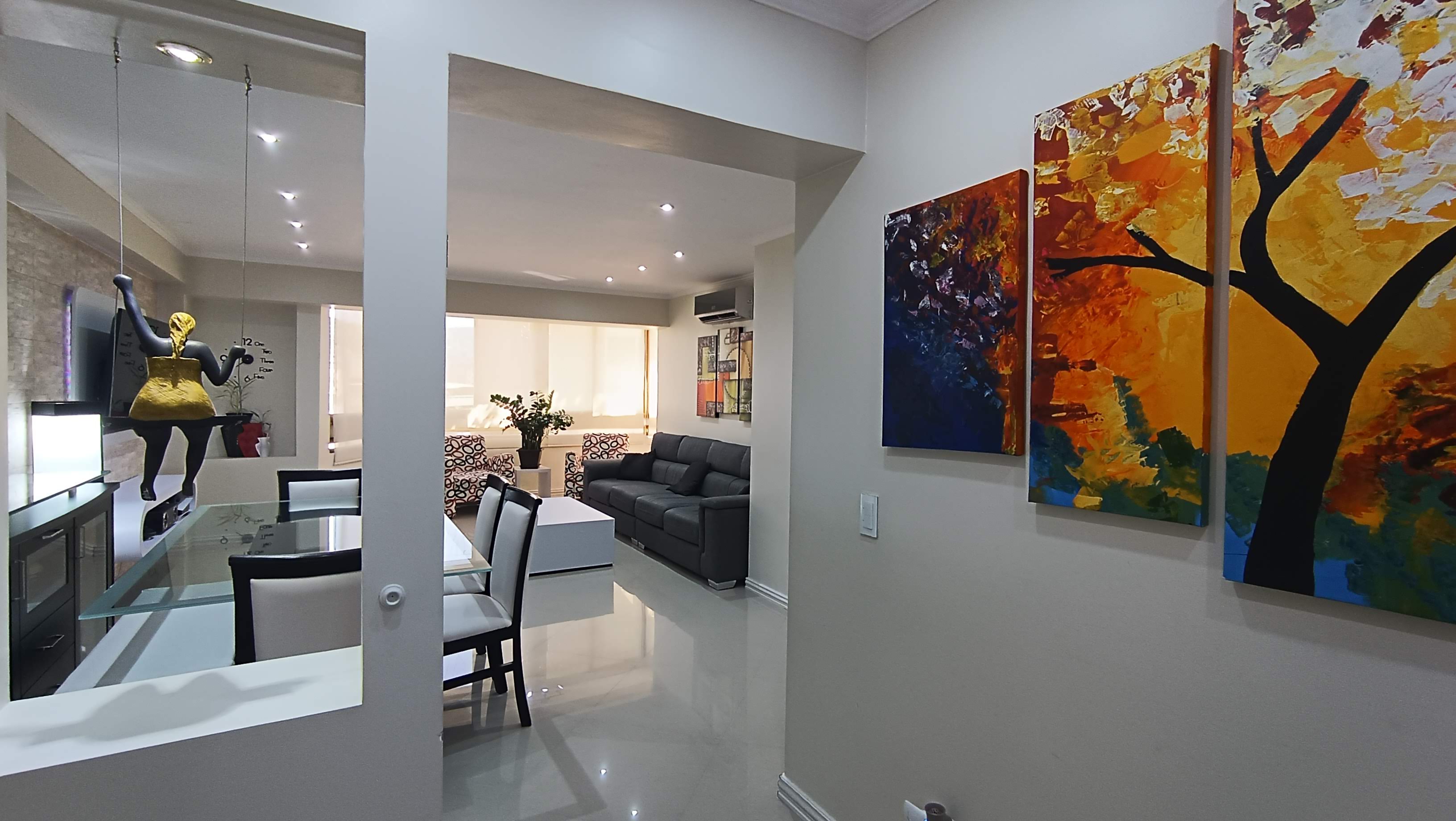 Remodelado apartamento en venta en La Urbina Caracas - Imagen ampliada 3