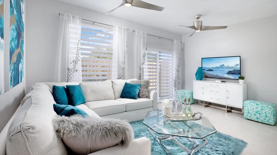 ¡Vive con Estilo y Comodidad en Esta Townhome Moderna! - Imagen ampliada 4