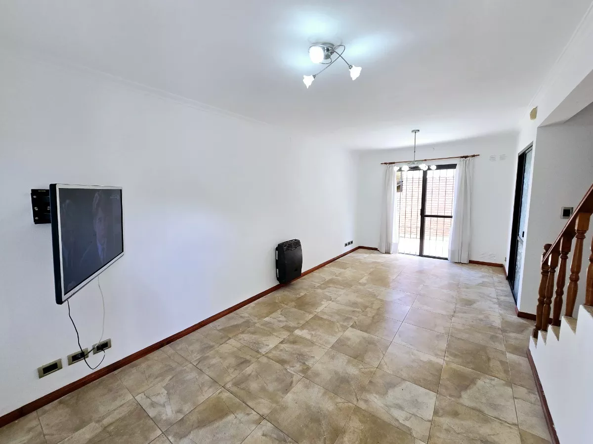 VENTA DEPARTAMENTO DUPLEX CARLOS PAZ SANTA RITA DEL LAGO - Imagen ampliada 3