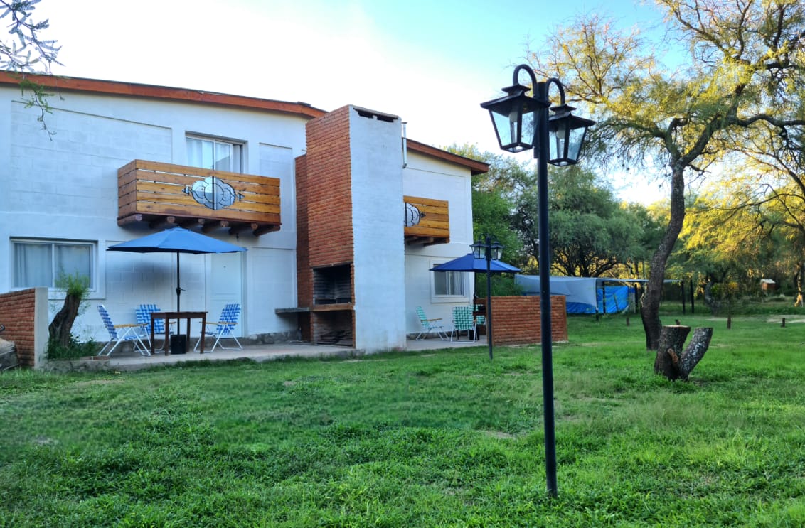 VENTA COMPLEJO VILLA LAS ROSAS TRALASIERRAS CORDOBA ARGENTINA - Imagen ampliada 4