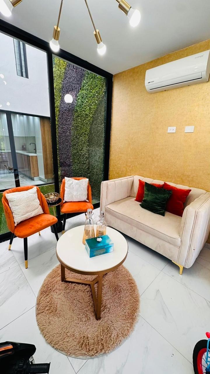 Residencia Modelo San Javier en Venta en Arco Santo Residencial - Imagen ampliada 5