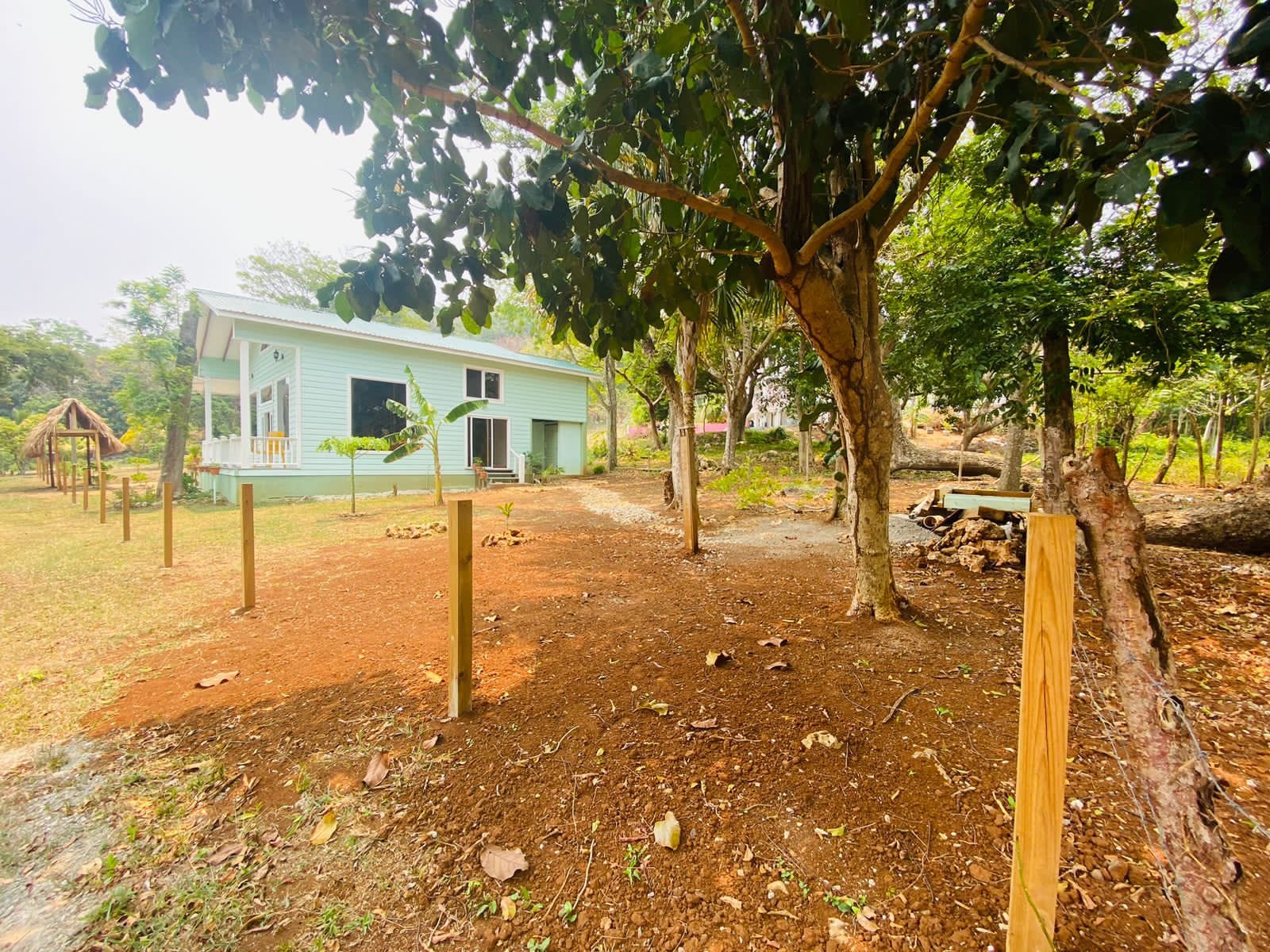 BEAUTIFUL HOME FOR SALE IN PUMPKIN HILL UTILA BAY ISLANDS OF HONDURAS - Plano 7