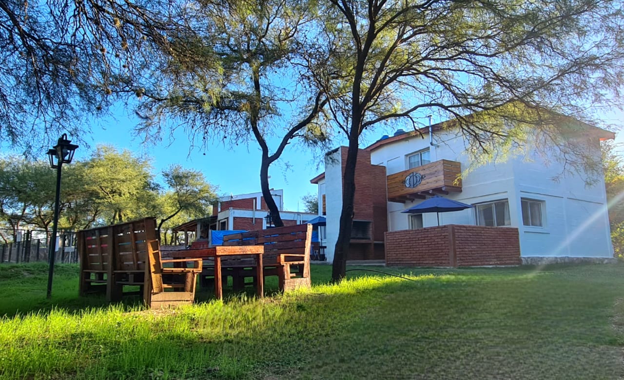 VENTA COMPLEJO VILLA LAS ROSAS TRALASIERRAS CORDOBA ARGENTINA - Imagen ampliada 1