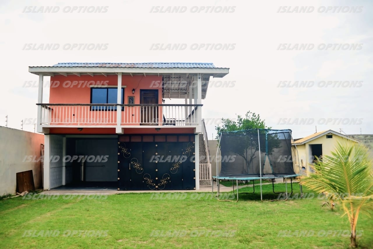 Property for Sale in El Pino Atlantida Honduras - Imagen ampliada 2