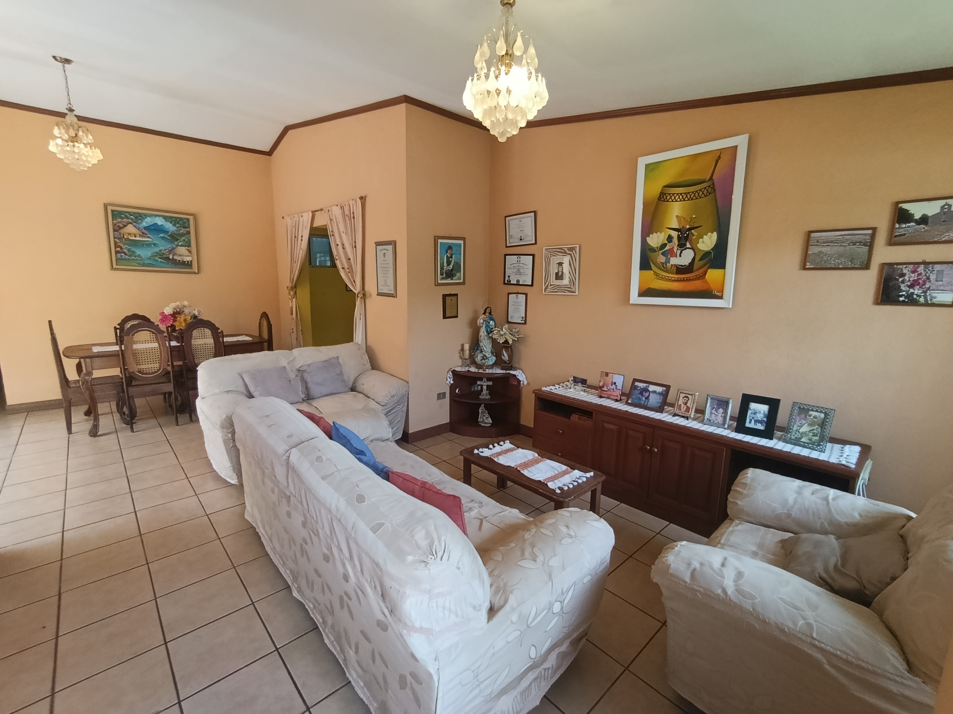 Propiedad residencial en venta en Villa Fontana - Imagen ampliada 2