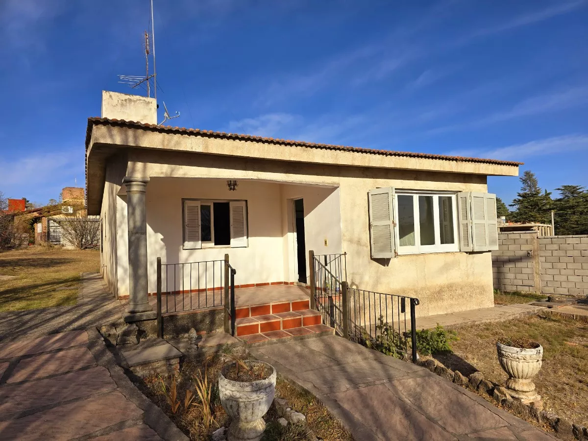 VENTA CASA TANTI IDEAL TURISMO SOBRE RUTA - Imagen ampliada 1