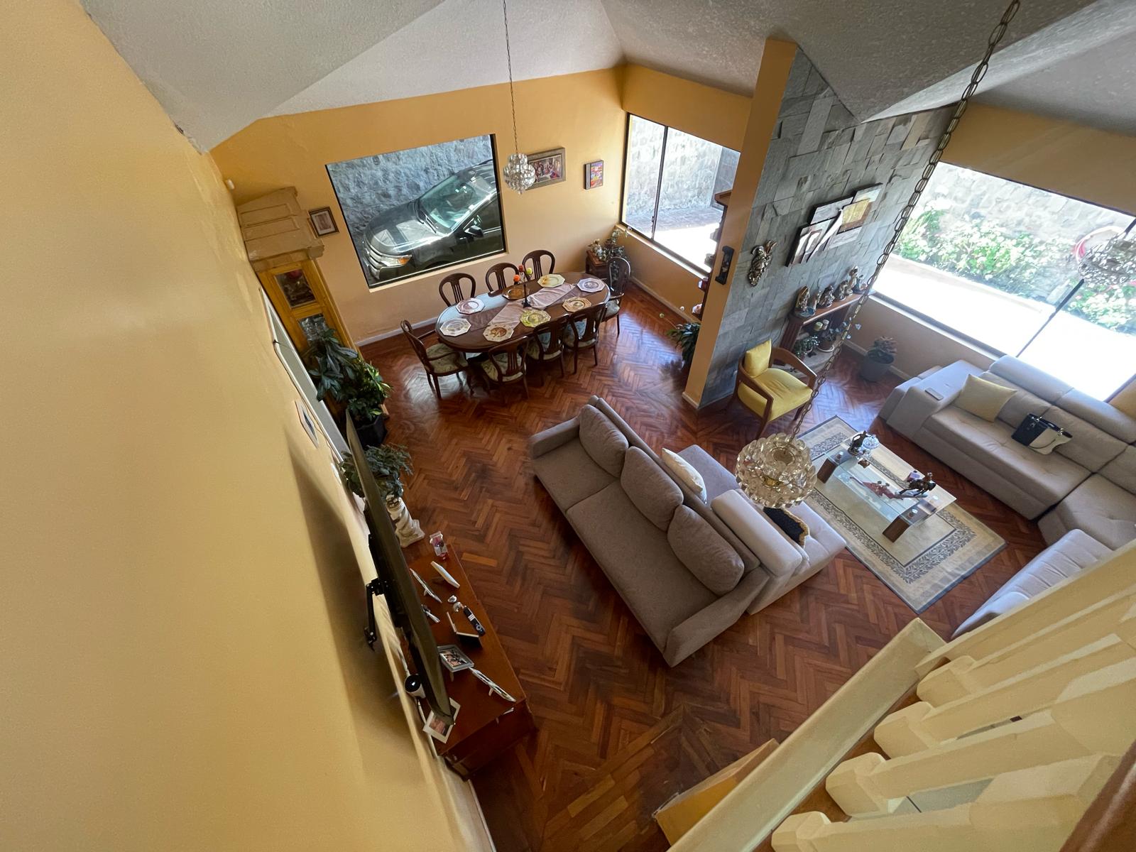EN VENTA CASA MODERNA DE 2 PISOS  EN ECUADOR SECTOR POMASQUI - Imagen ampliada 20